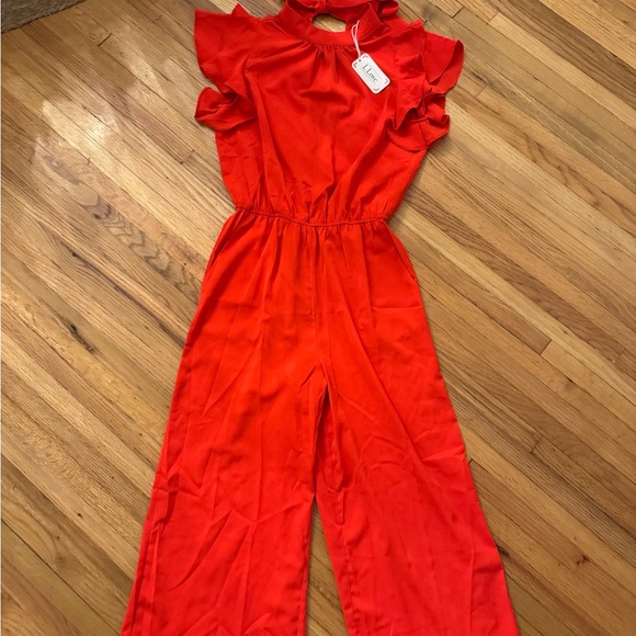 Ruffle Sleeve Jump Suit Size Small NWT - Picture 4 of 6